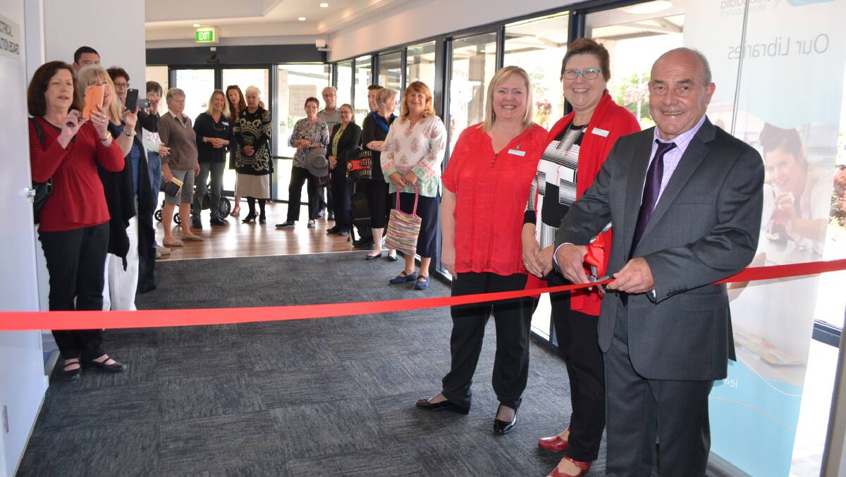 Photos of the official library reopening 