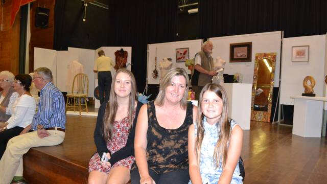 
ART APPRECIATORS: Julie Bradley with Maddison and Chelsea Ker at the Montague Arts and Crafts Society Easter Exhibition.
