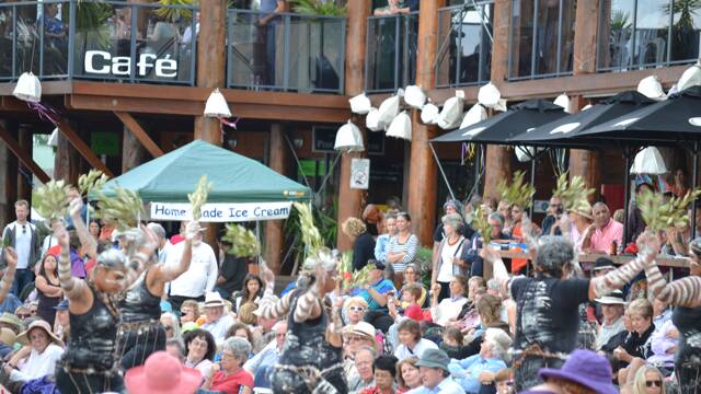 
PACKED WHARF: Bermagui Fisherman’s Wharf was packed out for the Four Winds Festival community concert.

