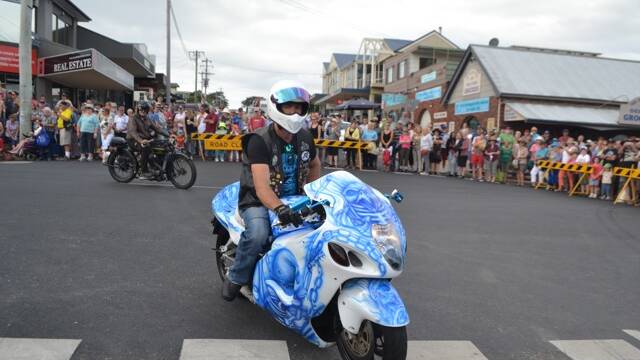 The Bermagui Seaside Fair was indeed "Out of this World" with some fantastic costumes in the parade and much more - all featured here in this MEGA GALLERY of photos!  More details and captions with the follow-up story in the Narooma News and on this website next week!