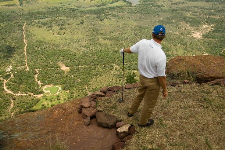 EXTREME GOLF: Not Narooma! Golfing somewhere on an African mountain...