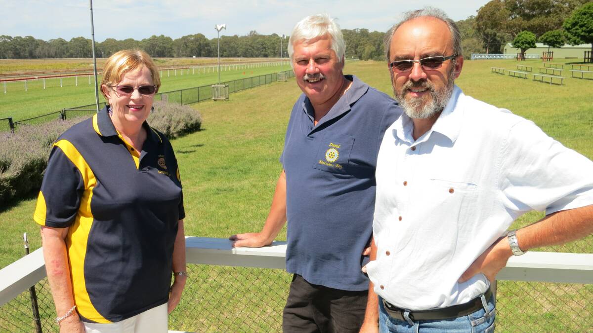 CHRISTMAS RACES: Rotary assistant district governor Vere Gray, Rotarian David Ashford and Moruya Jockey Club manager Brian Cowden check out the track for Sunday’s Rotary Christmas Races to raise funds for Moruya Cancer Carers. 