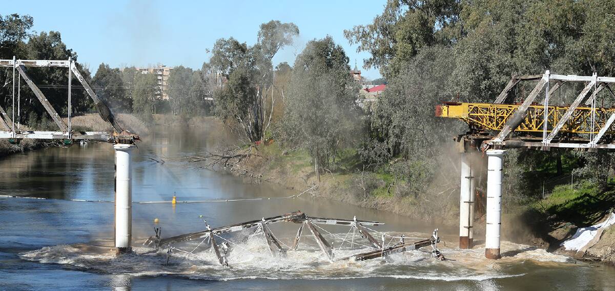 NO MORE: The Hampden Bridge hits the Murrumbidgee River. Picture: Wagga City Council