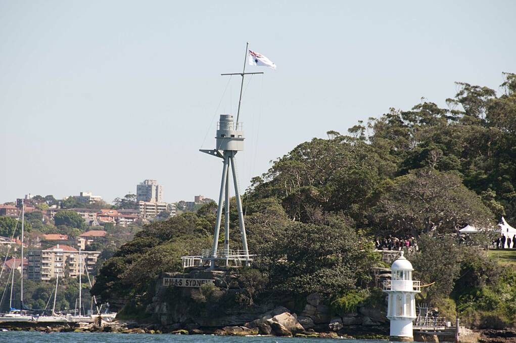 Approaching Bradley Head (HMAS Sydney memorial)