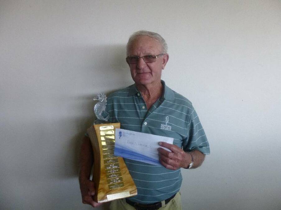 CLUB MEMBER OF THE YEAR: Narooma Golf Club’s Rod Shepherd was presented with the Club Member of the year for 2013.