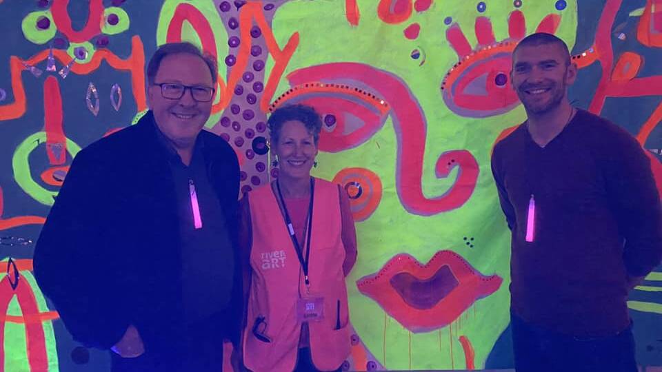 Bega MP Dr Michael Holland, River of Art co-chair Di Jay, and Eurobodalla Shire Mayor Mat Hatcher at Luminous: Art after Dark.