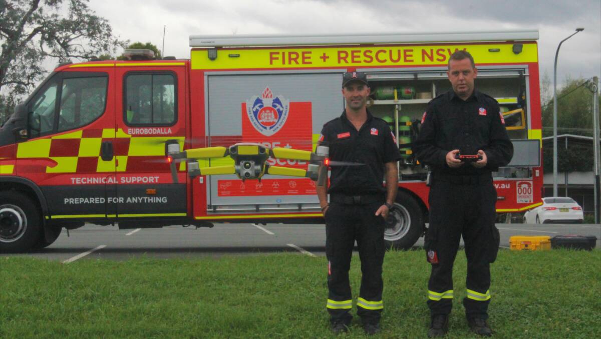 Fire and Rescue Moruya deputy Dean Brydon (right) and firefighting Rpaz operator James Blakeney (left) with their Mavic 2 Enterprise drone.