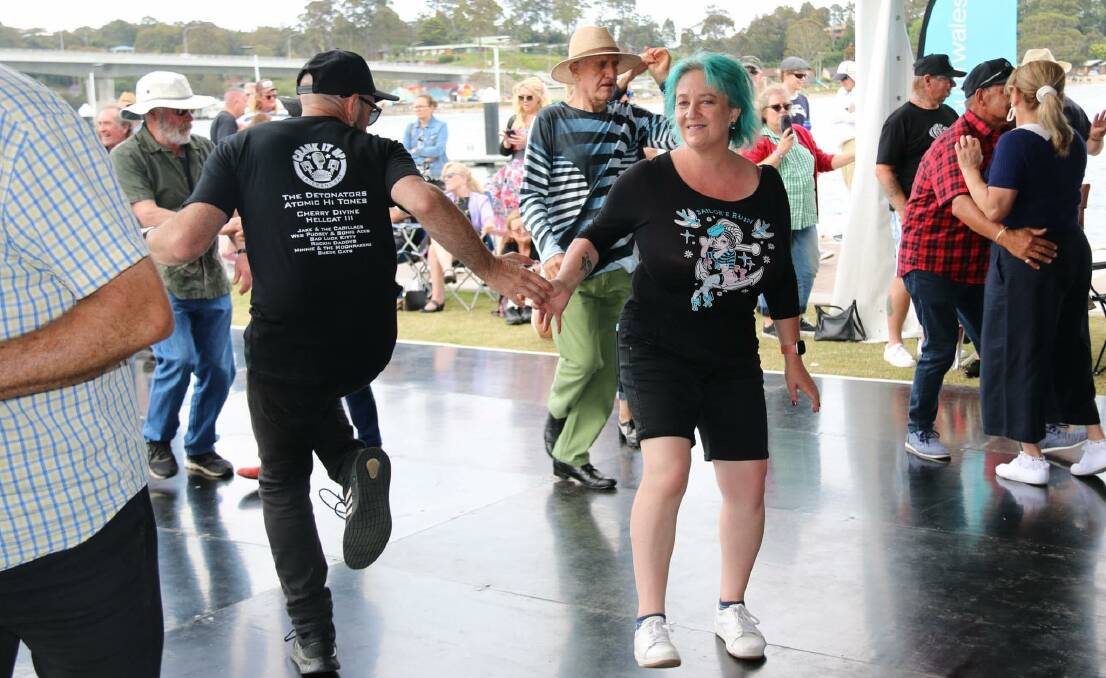 Chris and Leisa Tague join in the celebrations at the inaugurl Crank It Up festival in November 2022. Picture via Batemans Bay Rock N Rollers/Facebook