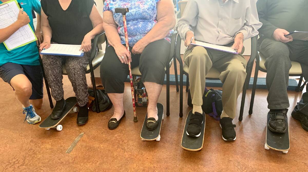 Skateboards are great for working out recovering knees, as Moruya patients have discovered. Tuross Head Men's Shed has chipped in to help.