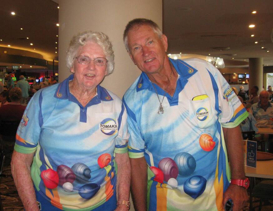 TOMAKIN TWIST TOPS: Sue Gregory and Barry Thurlow.