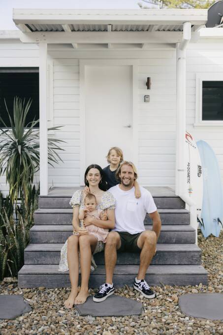 Pro surfer Owen Wright with his family at their Byron Bay holiday house. Image: Airbnb.