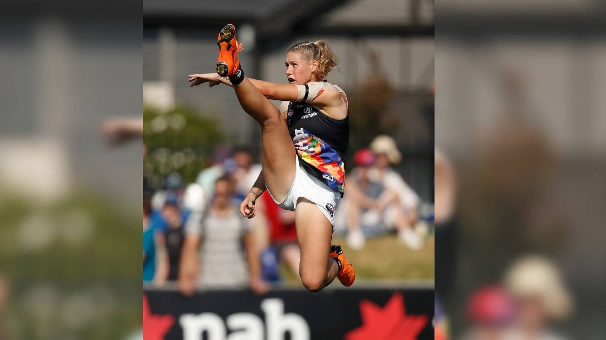 Tayla Harris kicks the ball during the match between the Western Bulldogs and Carlton, in the picture posted by Seven, removed and later reposted. Photo: Michael C Wilson