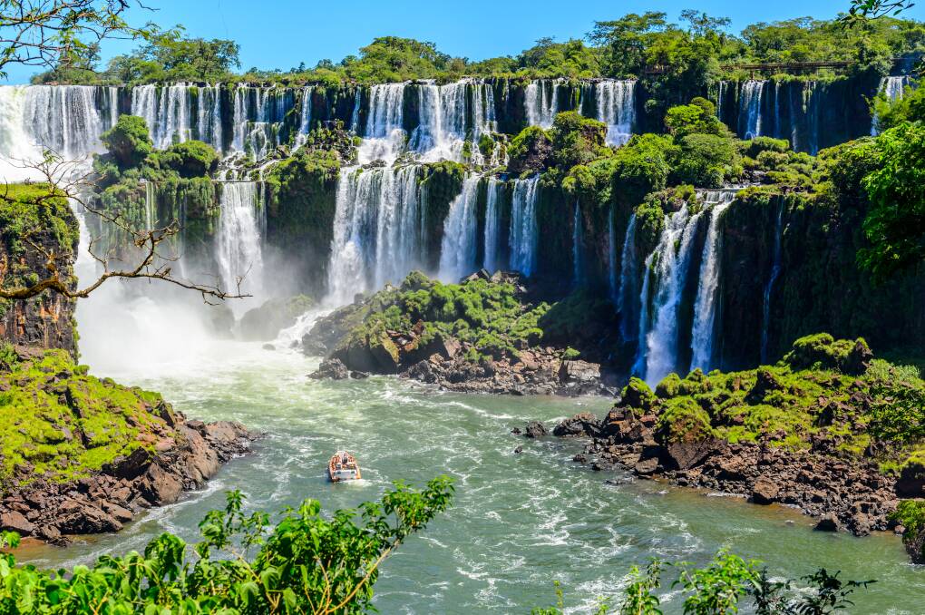 Travellers will be left breathless by Iguazu Falls, waterfalls of the Iguazu River on the border of the Argentine province of Misiones and the Brazilian state of Paraná. 