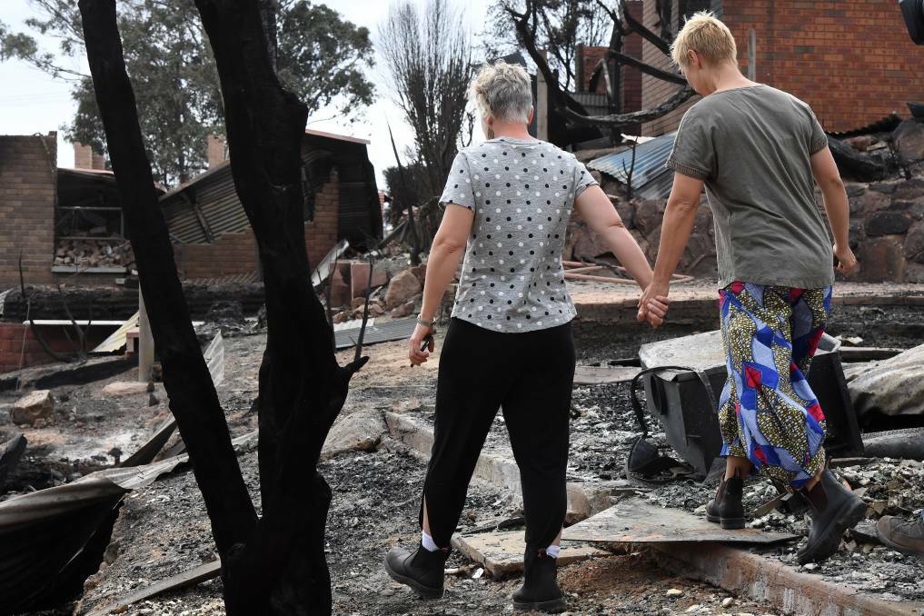 TATHRA RADIO APPEAL: Eurobodalla community radio presenters will host a 24-hour-long broadcast fundraiser for victims of the recent Tathra bushfire. Picture: AAP, Dean Lewins.