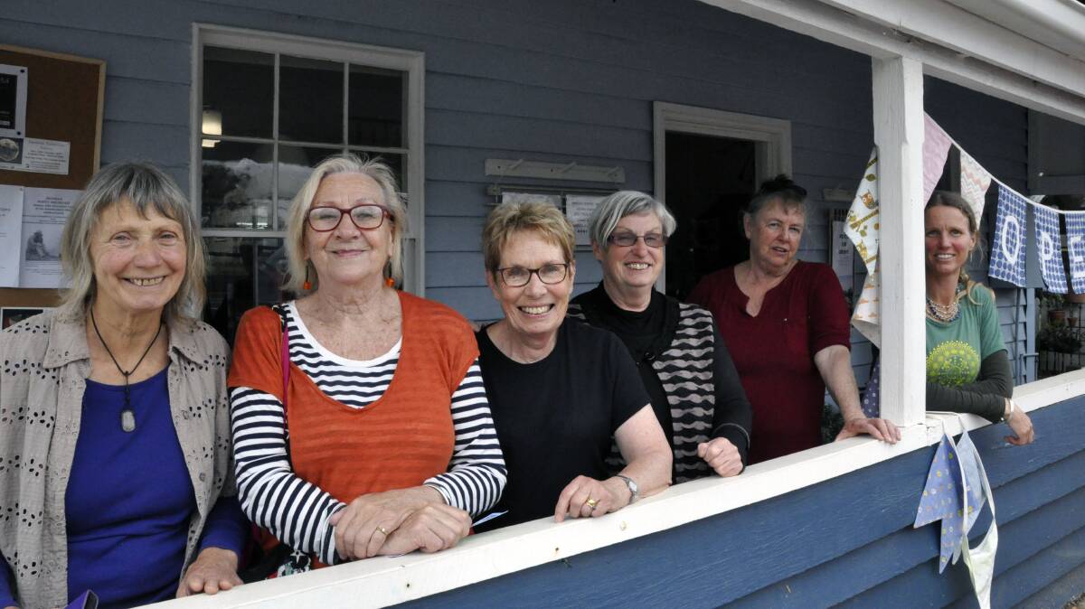 Artisans Nest members, (left to right)  Sue Jameson, June Carruthers, Jan Harding, Adrianne Waterman, Mandira Curry and Joel Martin outside the Gallery.  