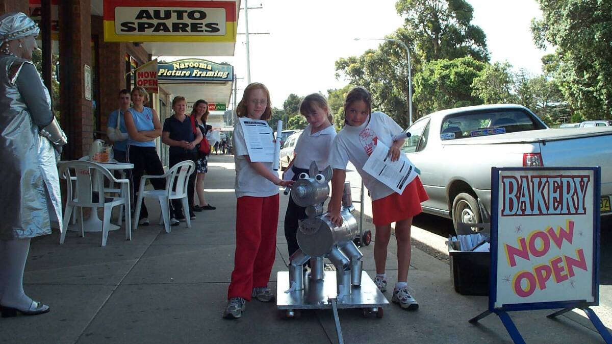 Photos from the Narooma News in July August 2004