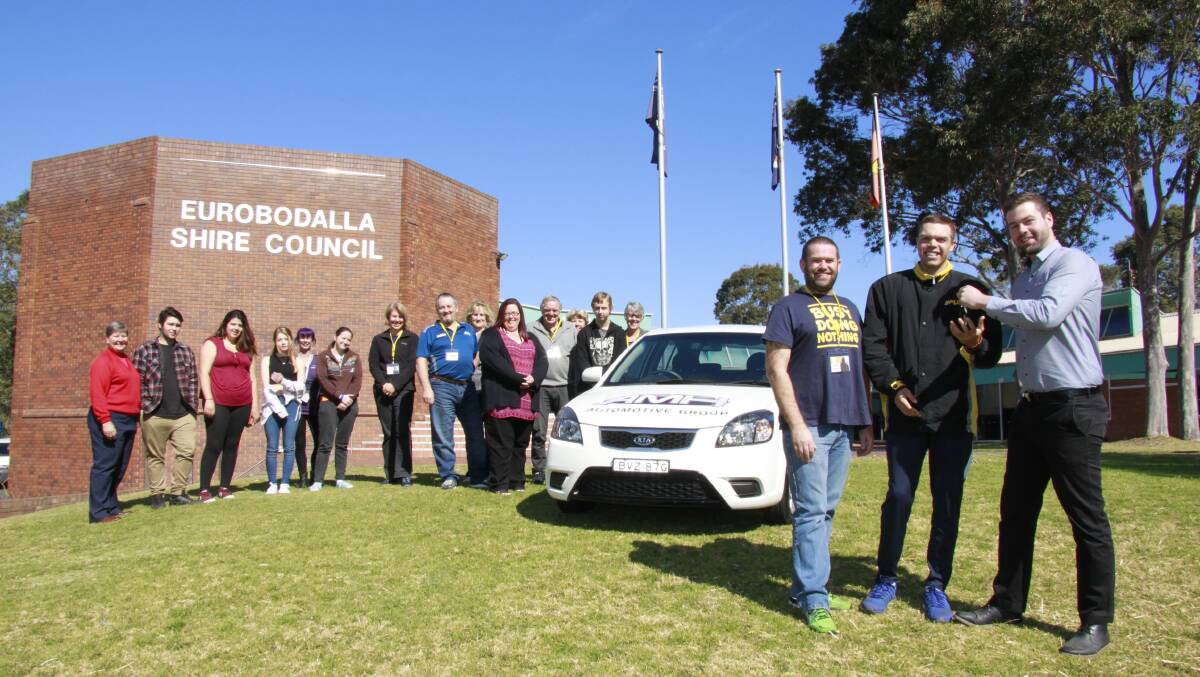 Council’s Y Drive Coordinator Angie McMillan, Jordan Haig, Summa Potts, Jaimee Allen, Charmaine Brereton from Bay Beginners Driving School, Amanda Smith, mentor Annette Greer, mentor Roger McMillan, Pat O’Connor from Pole Position Driving School, mentor Kelly Tooley, mentor Ernie Berger, mentor Melinda Nedwich, Dylan Brown and mentor Helen Volkers. Front: Mentor Keith Doran, learner Wade Mongta and AMH Nissan and Kia sales manager Michael Cleary. 