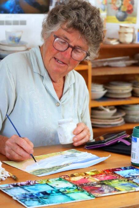 Well known local artist Margaret Moran mentors painting and drawing classes every Wednesday afternoon between 1 and 3pm. Photo: R Williams