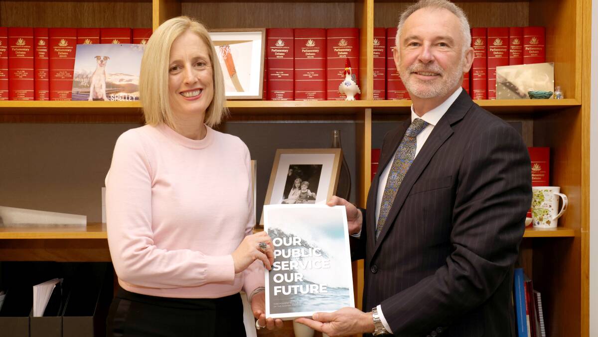Katy Gallagher and Dr Gordon de Brouwer have the "Our Public Service, Our Future: Independent Review of the APS" report as a starting point for the Albanese government's reform agenda. Picture: James Croucher