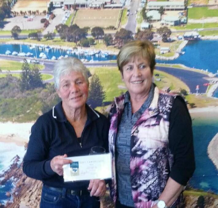 Bermagui Ladies: Monthly Medal donor and President Vicki Hummel with winner Michelle Medelis.