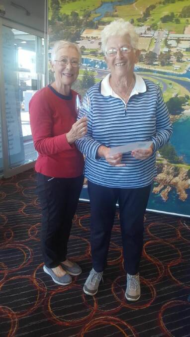 Bermagui Ladies: Captain Fiona Hanks and Medal Winner Pat Jones.