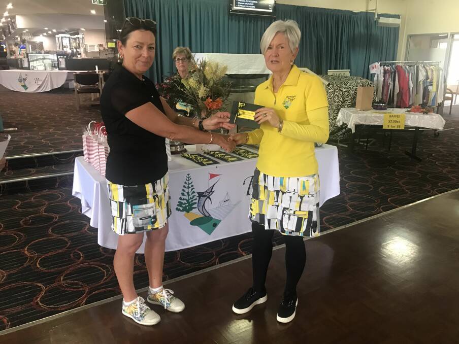 Bermagui Ladies Golf: Lynn Ponsford and Bermagui Open Scratch Winner Maggie Hayes.