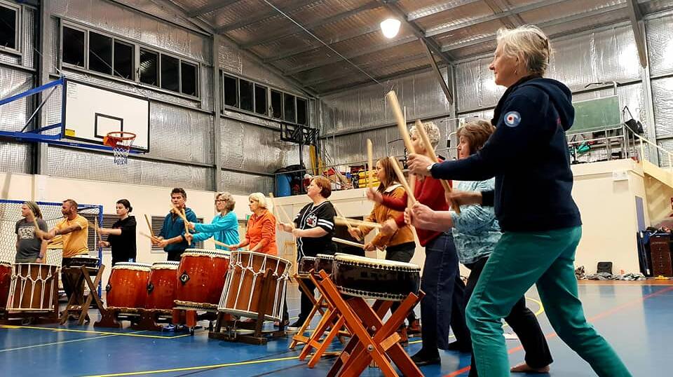 Taiko drummers in action.