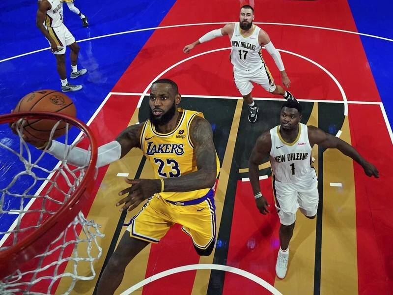 LeBron James propelled the Los Angeles Lakers into the NBA In-Season Tournament final. (AP PHOTO)