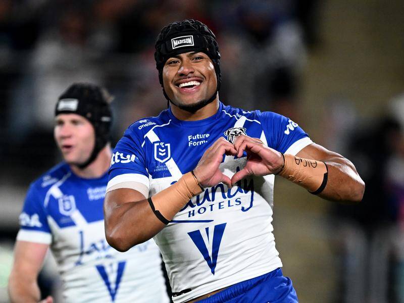 Stephen Crichton was feeling the love after scoring for the Bulldogs as they beat the Warriors. Photo: Dan Himbrechts/AAP PHOTOS Stephen Crichton was feeling the love after scoring for the Bulldogs as they beat the Warriors. Photo: Dan Himbrechts/AAP PHOTOS
