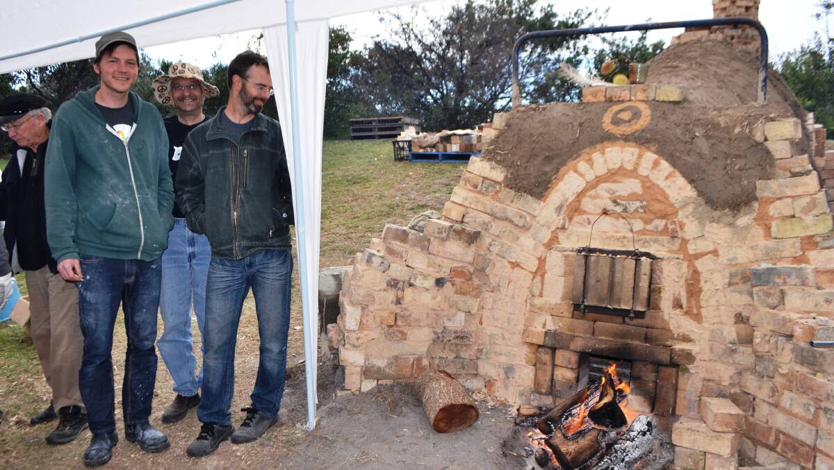 Photos of the kiln firing at the "On the Edge of the Shelf" wood-fired ceramics festival 