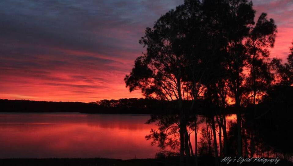 SCENIC SPOT: Local photogrpaher Alison Aitken snapped this fantastic shot of Mummaga Lake, Dalmeny at sunrise recently.