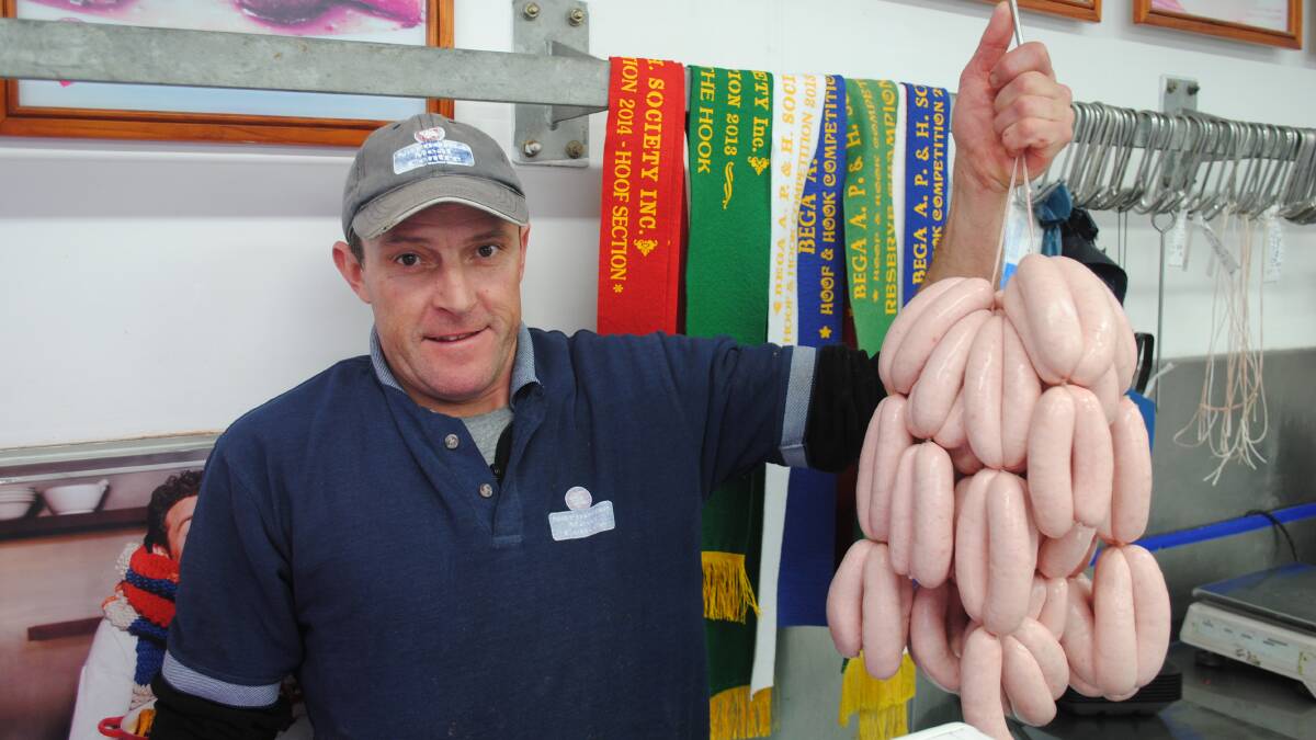 PRIZE WINNERS: Narooma Meat Centre’s David White with his prize-winning pork snags. 