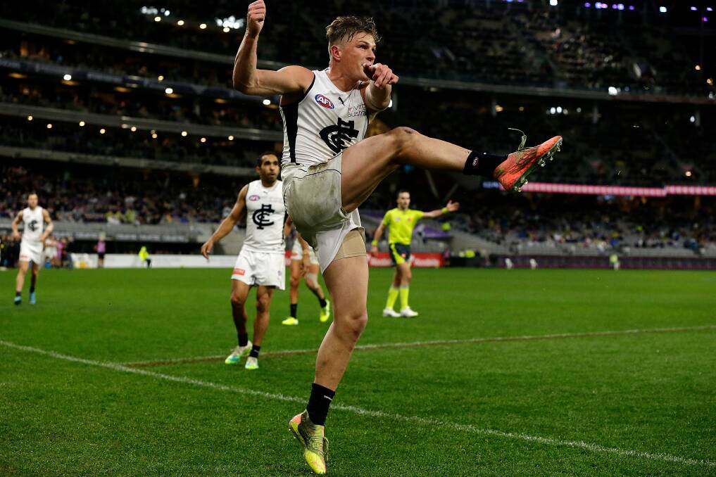 Blues' Jack Newnes scores a goal after the siren to win the match against the Fremantle Dockers. Photo: Will Russell/AFL Photos via Getty Images