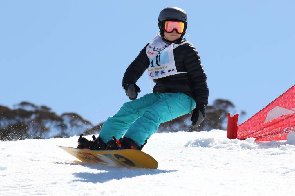 Ali Guseli in action during the Australian Interschools Snowsports Championships. Photo: Perisher Ski Resort.