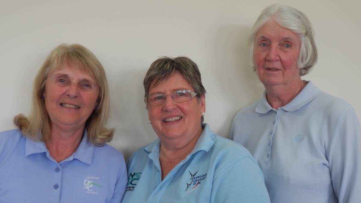 Runner-up Pauline Wilcock with winners Christine Stent and Delma Taylor after the Golf Handicap Doubles tournament.