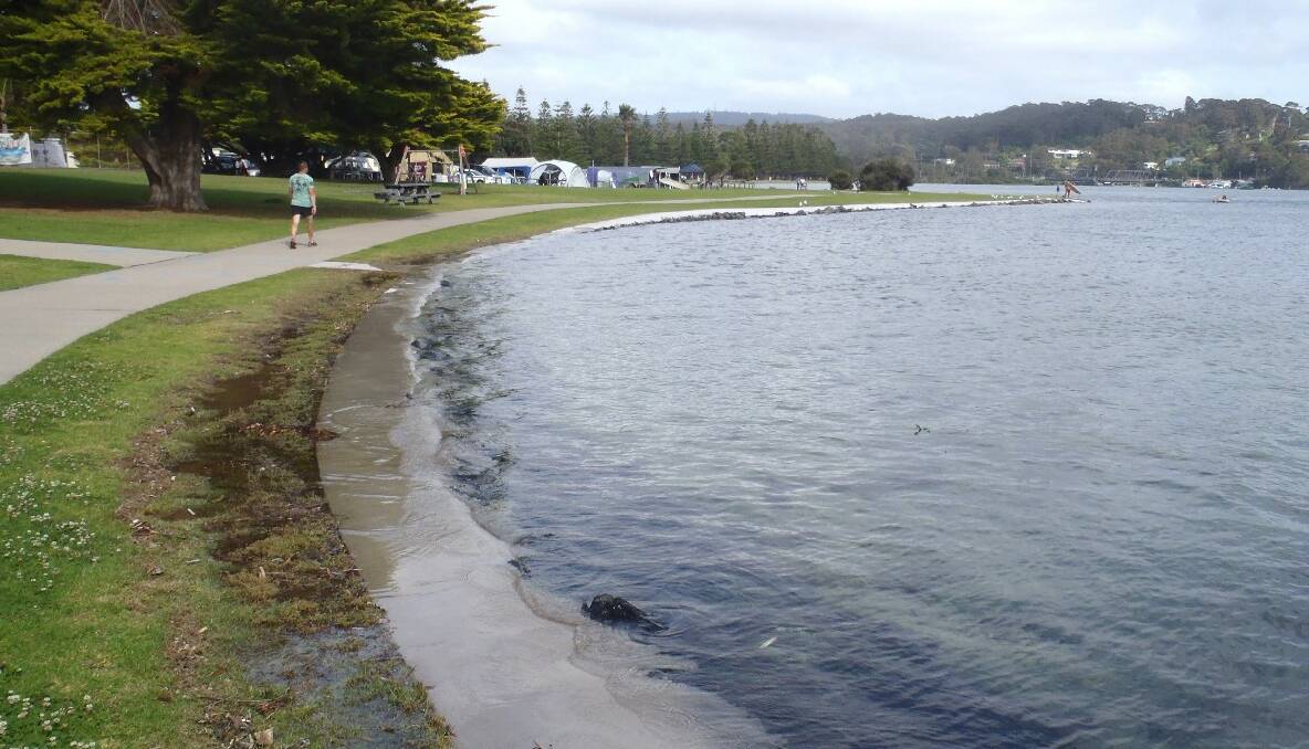 The breakwall in front of the Narooma swimming pool...